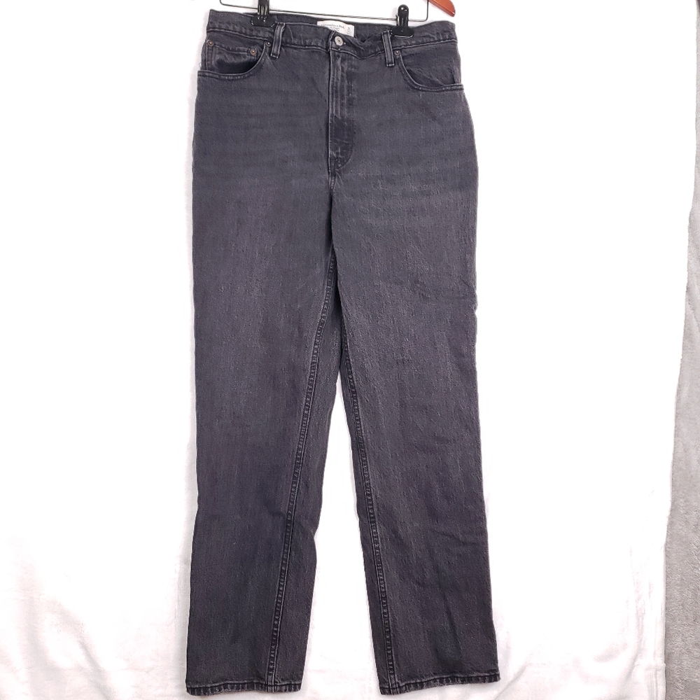 Abercrombie The 90s Straight Ultra High Rise Black Denim Jeans Women 31 Reg 12R